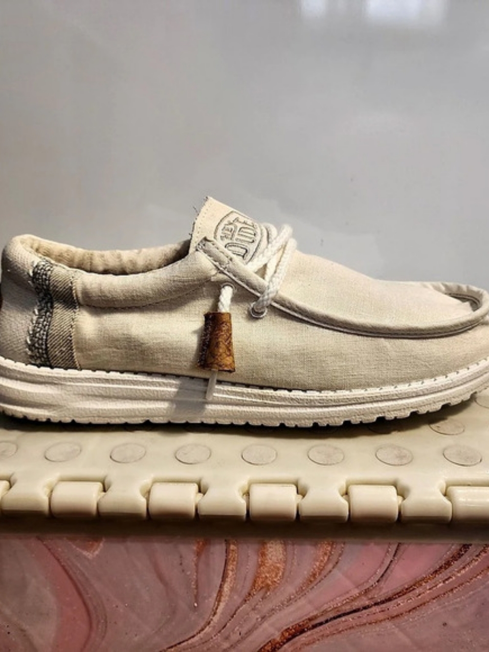 Men's Sz 7 Hey Dude Wally Linen Shoes Off White